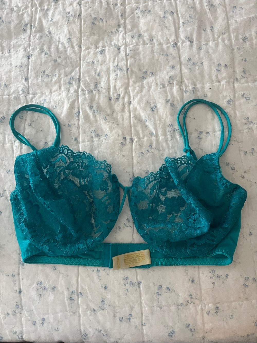 Victoria's Secret Teal Lace Underwire Bra